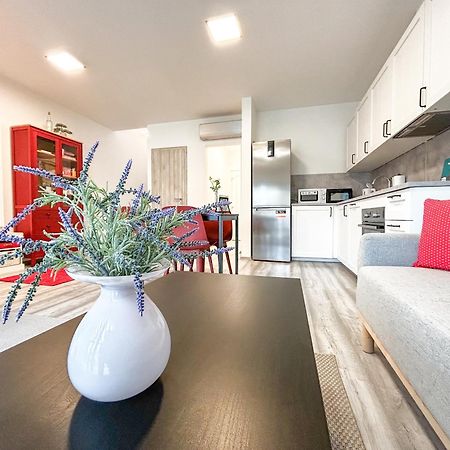 Komfort Home Bursport Bt. Haz Balatonfenyves Exterior foto